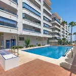 Bright Flat In San Pedro With Pool And Parking Apartamento