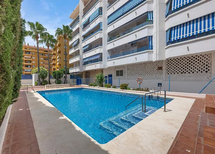 Bright Flat In San Pedro With Pool And Parking