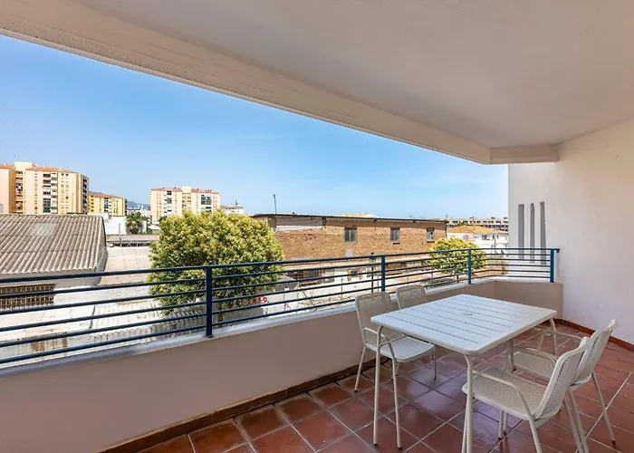 Bright Flat In San Pedro With Pool And Parking ماربيا