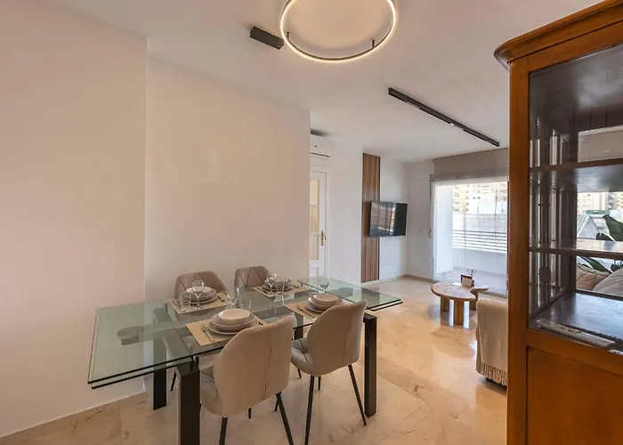 Bright Flat In San Pedro With Pool And Parking شقة ماربيا