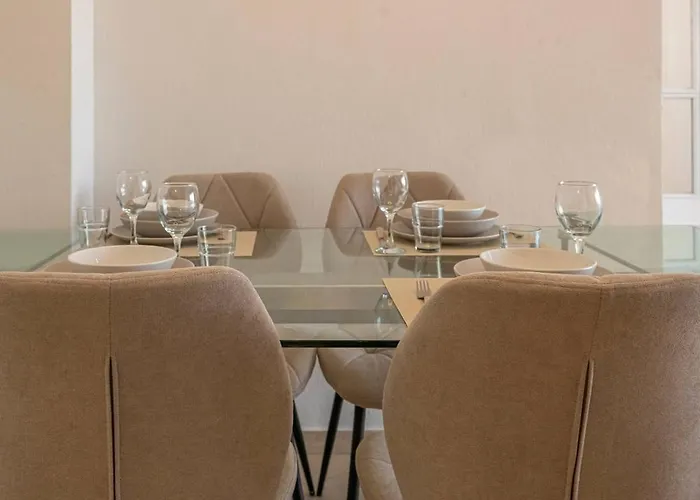 Bright Flat In San Pedro With Pool And Parking