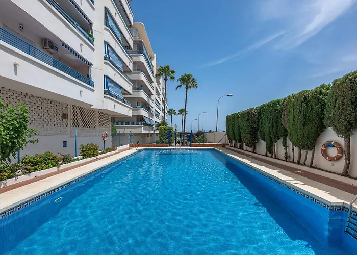 Bright Flat In San Pedro With Pool And Parking * ماربيا