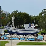 Bright Flat In San Pedro With Pool And Parking