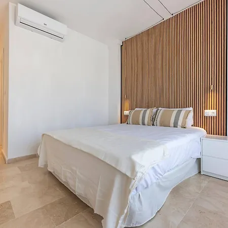 公寓 Bright Flat In San Pedro With Pool And Parking 马尔韦利亚