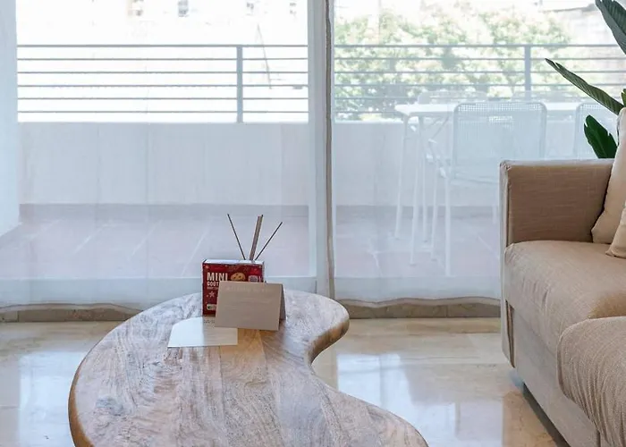 Apartmán Bright Flat In San Pedro With Pool And Parking *