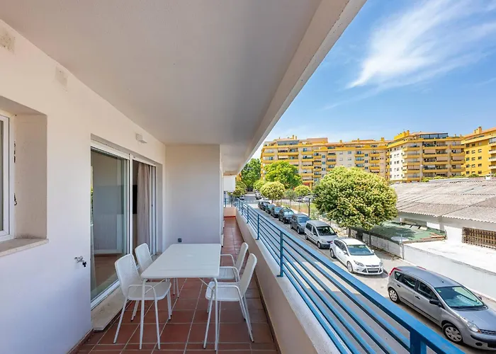 Apartmán Bright Flat In San Pedro With Pool And Parking *