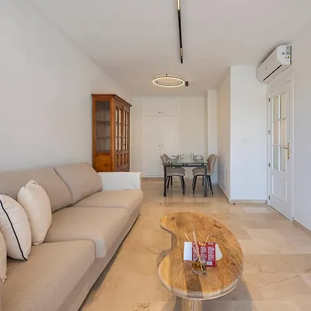 Апартаменти Bright Flat In San Pedro With Pool And Parking Марбелья