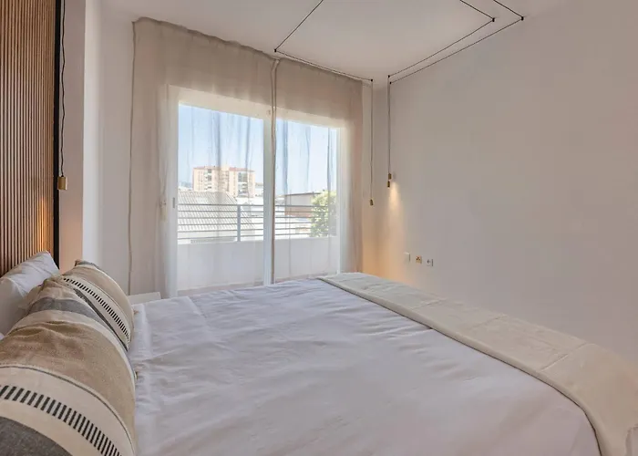 Bright Flat In San Pedro With Pool And Parking